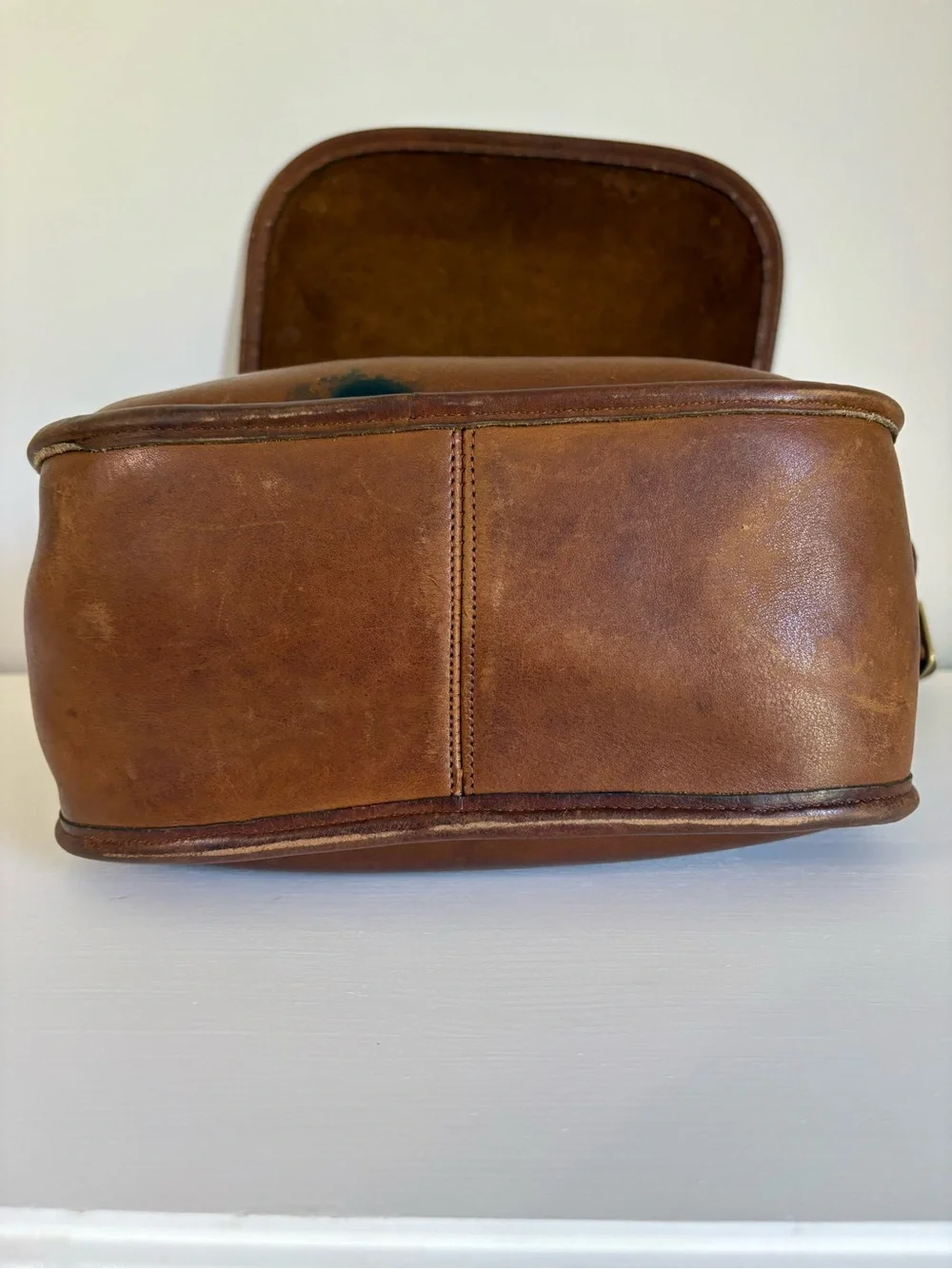 RARE NYC MADE Vintage Coach Companion Flap Bag | British Tan Leather #9919 - Picture 10 of 16